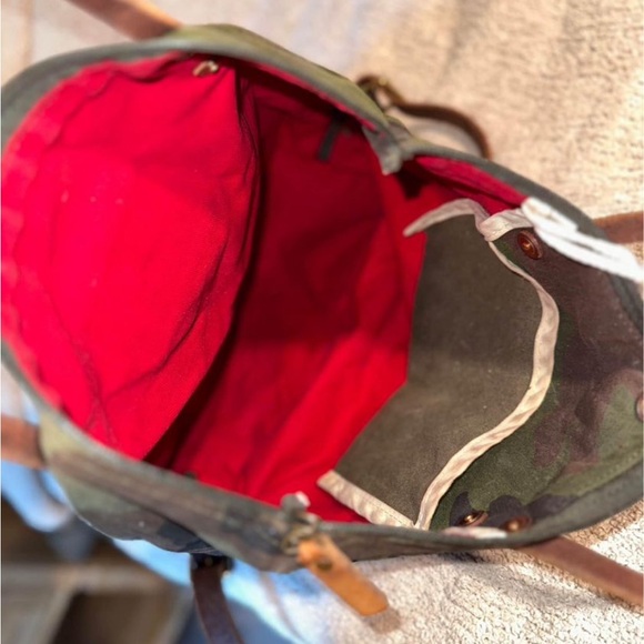 Meanwhile back on the farm backpack - Picture 3 of 3